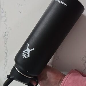 40 oz Hydroflask Waterbottle